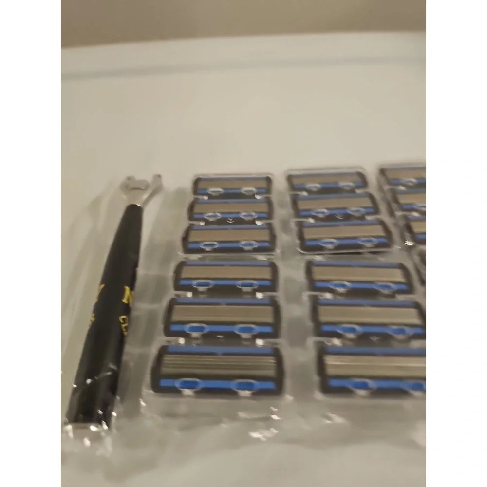 Old School, Classic Hip Hop handle -‎ 6 blade shaver with 18 cartridges